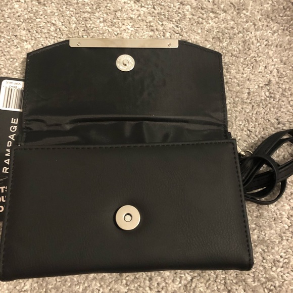 RAMPAGE BLACK BRAND NEW CROSS BODY WALLET - Picture 5 of 5